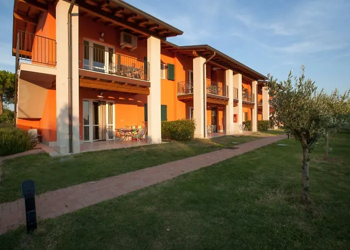 Aparthotel Villaggio Colombare 3*