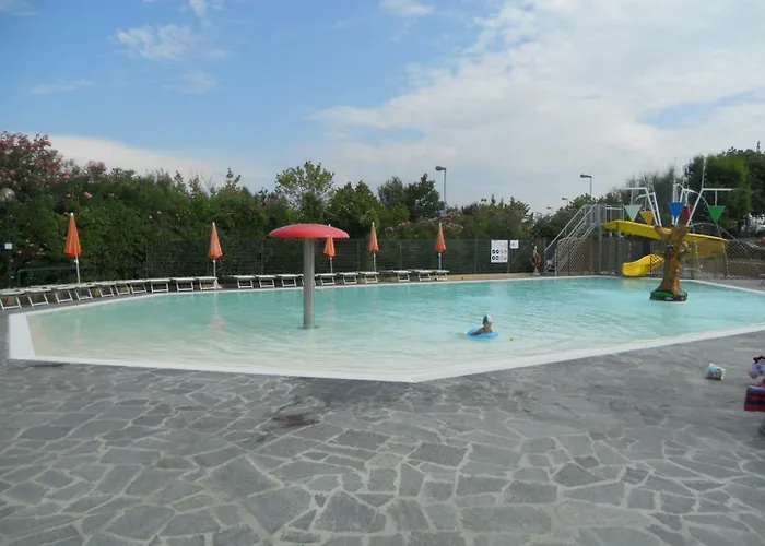 Villaggio Colombare Aparthotel 3*