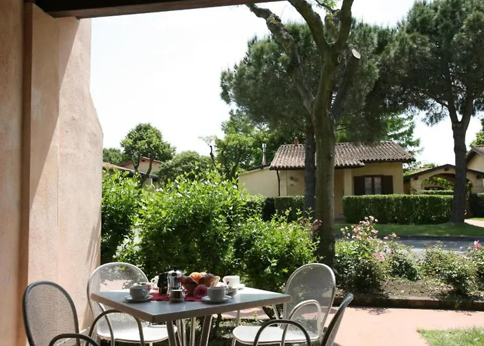 Aparthotel Villaggio Colombare 3*